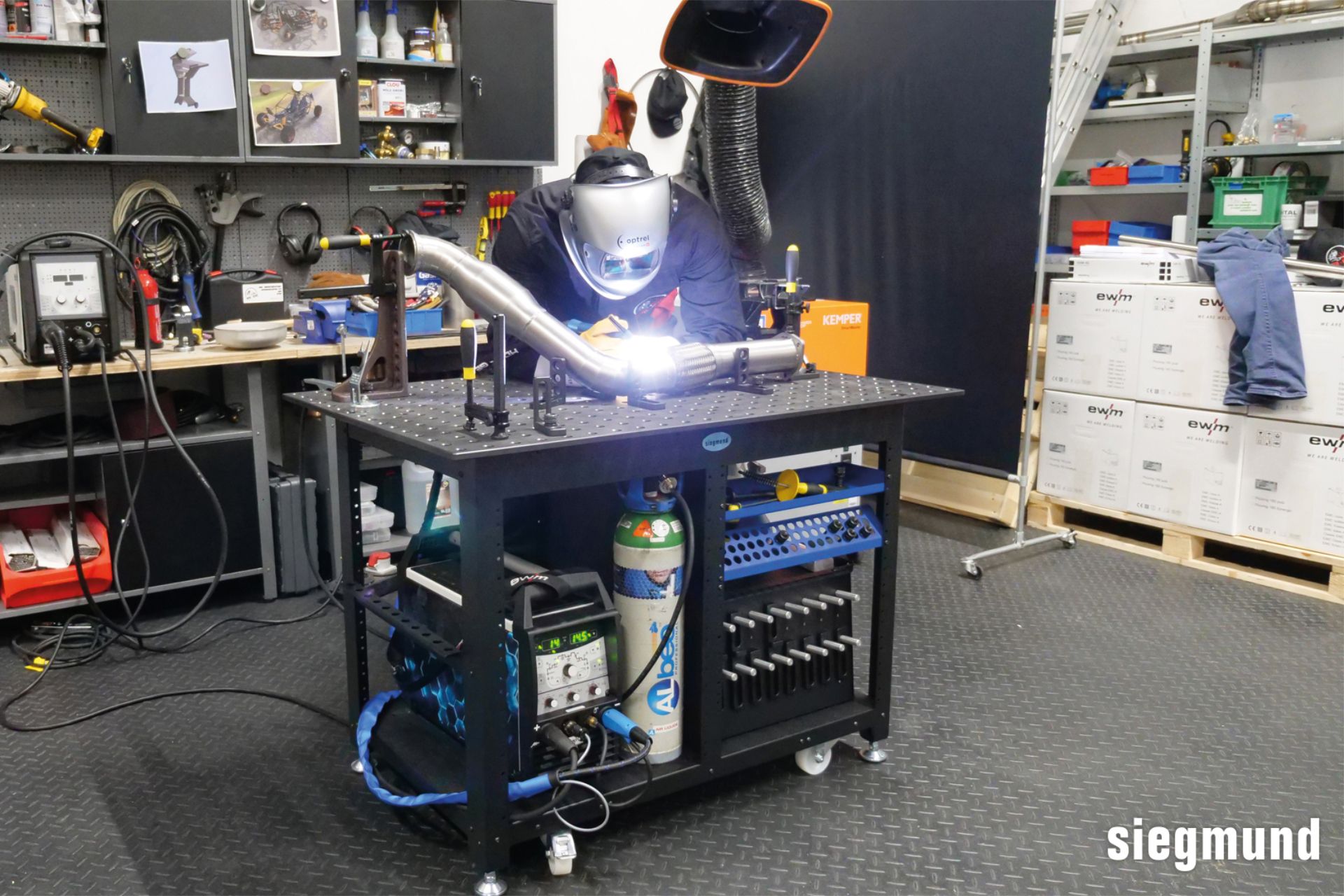 Siegmund S16 Workstation munkapad kiegészítő görgőkkel