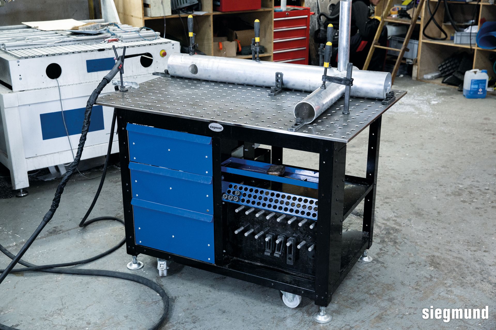 Siegmund S16 Workstation munkapad kiegészítő görgőkkel